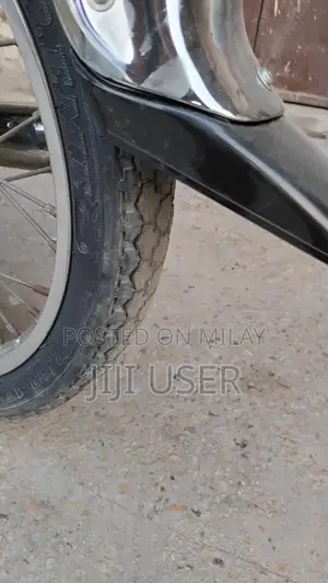 Honda 70 2020 Motorcycle - Classic Commuter Bike