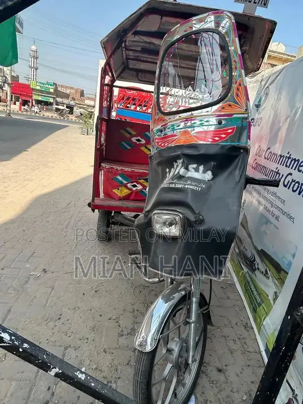 United 100 2024 Model Motorcycle