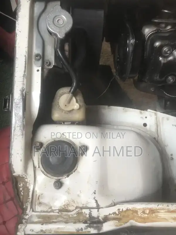 Suzuki Bolan 2012 CNG-Powered Compact Van