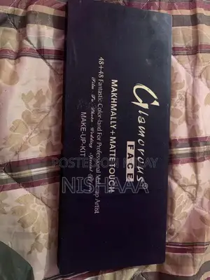 Photo - Professional 48-Color Eyeshadow Palette - Ultimate Glamorous Makeup Ki