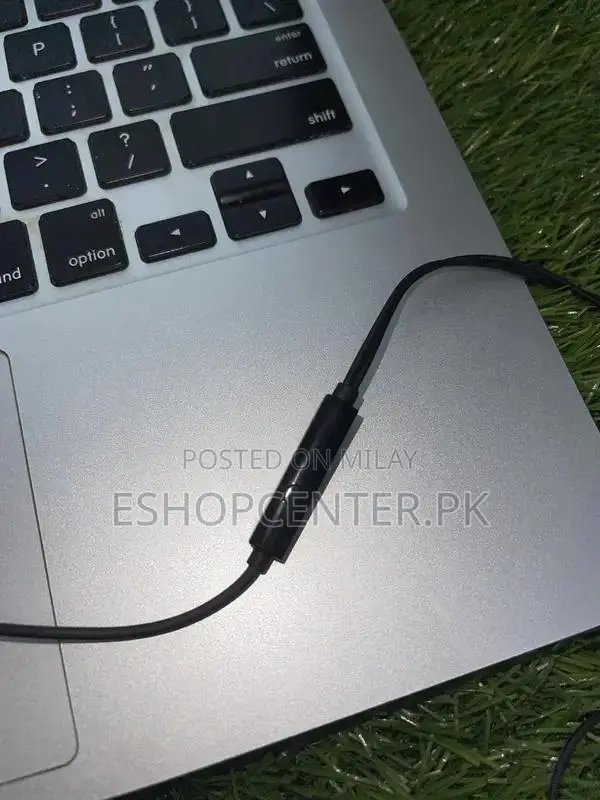 Premium Motorola Wired Handsfree Headset with Enhanced Microphone