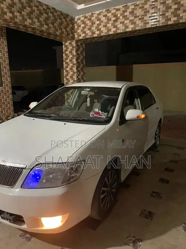 Good Condition Vehicle with Versatile Features