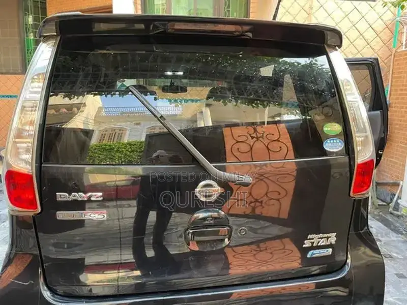 Used Military Officer's Vehicle - Reliable Sedan