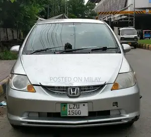 Photo - Honda City IDSI 2005 Silver Sedan - Well Maintained