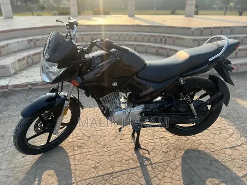 Like-New Motorcycle: Excellent Single-Owner Condition