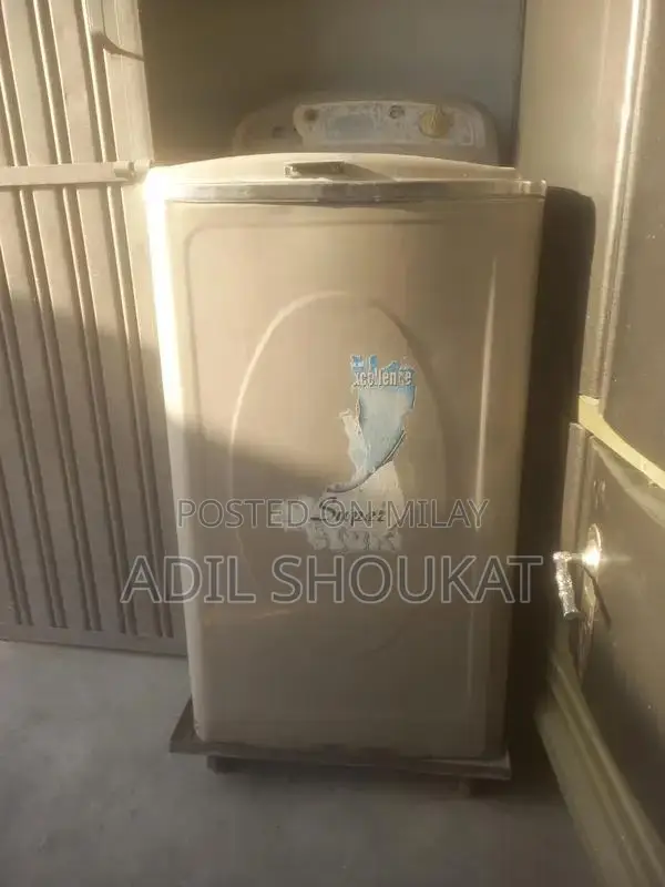 Used Washing Machine with New Motor - Great Condition