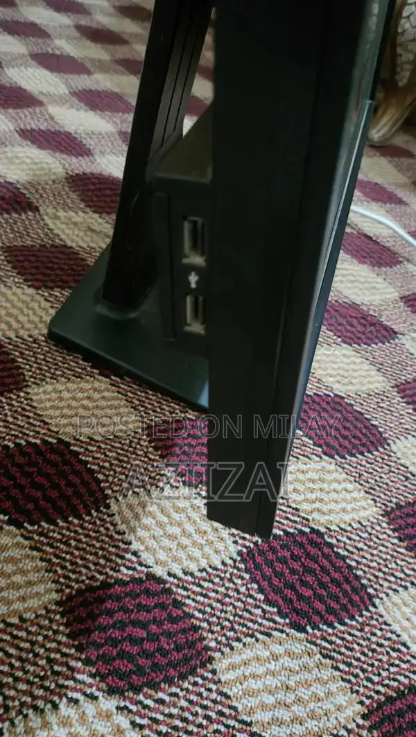 24-Inch Computer Monitor Full Setup with Keyboard and Mouse