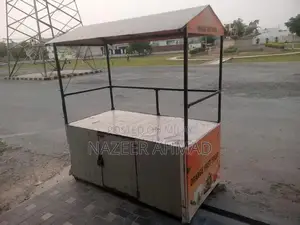 Commercial Shawarma Burger Counter with Seating