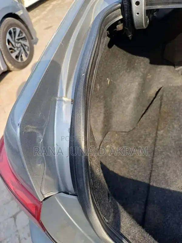 Volkswagen GLI 1.3 Special Edition Compact Sedan