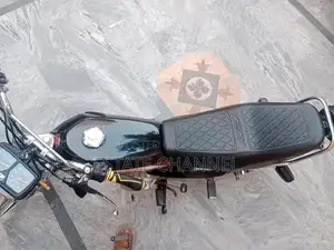 Honda Motorcycle in Excellent Condition - Like New