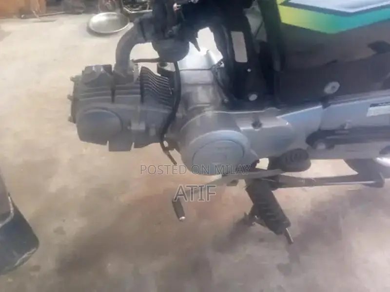 Honda CD 70 Motorcycle - Well Maintained Vintage Ride