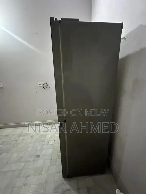 Signature French Door Refrigerator with Modern Design