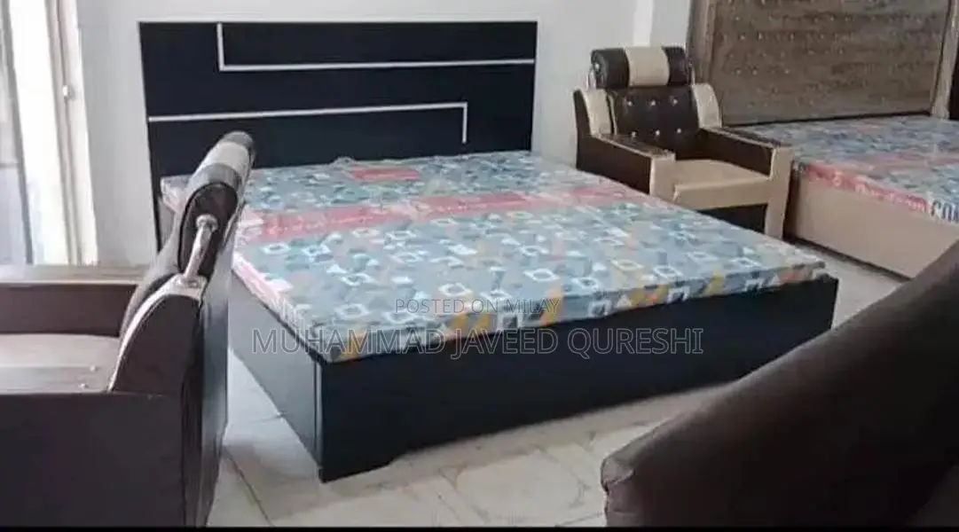 Black Floor Fitting Double Bed - King Size Wooden Frame