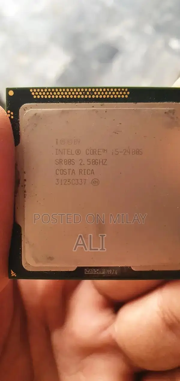 Intel Core i5 2nd Generation Laptop with Integrated Graphics