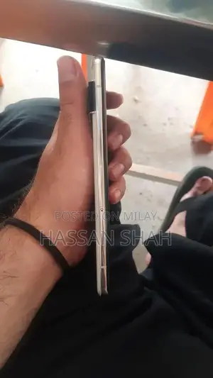 Excellent Condition Google Pixel 6 Pro Smartphone