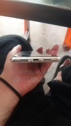 Excellent Condition Google Pixel 6 Pro Smartphone