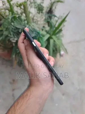 Google Pixel 4   Non Pta proved Cell phone available