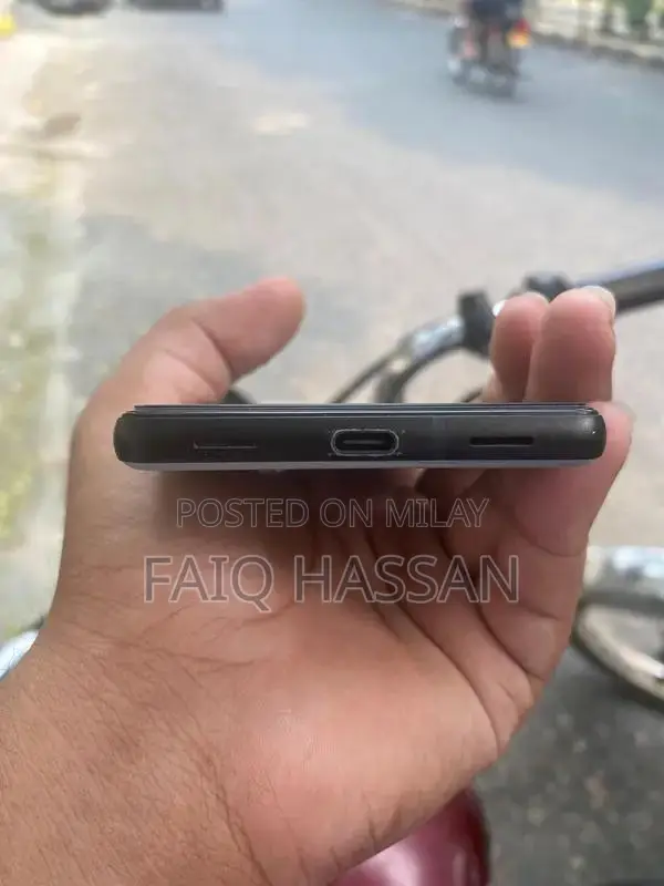 Google Pixel 6a Smartphone - 6/128GB Android Flagship