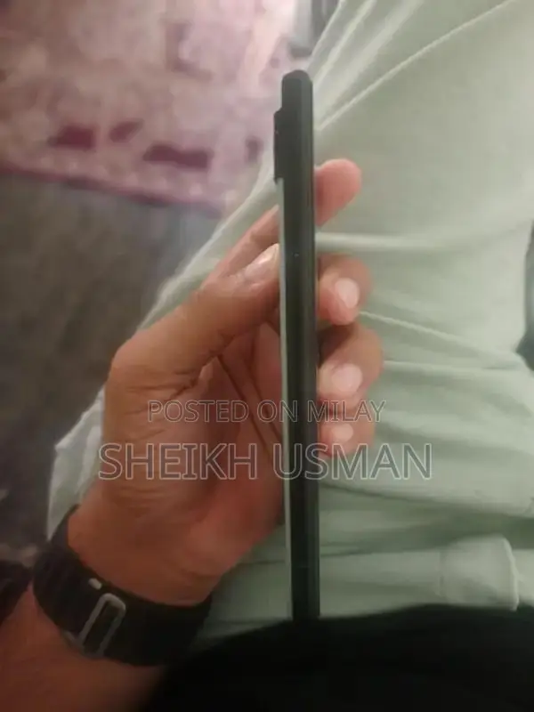 Google Pixel 6a Smartphone with Dual SIM and Extra Cases