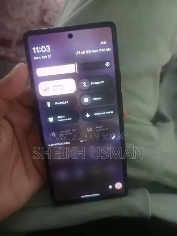 Google Pixel 6a Smartphone with Dual SIM and Extra Cases