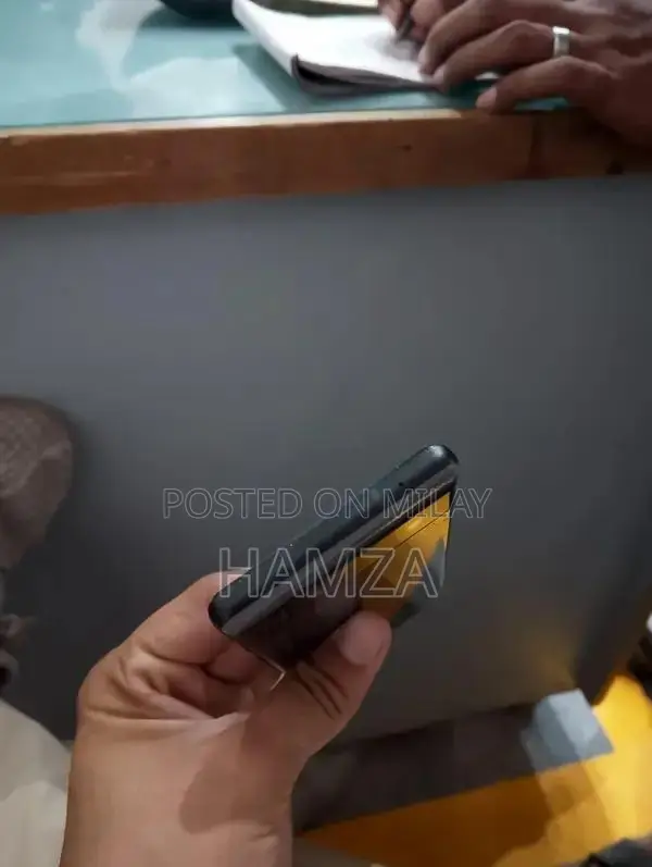 Mid-Range Android Smartphone with Compact Design