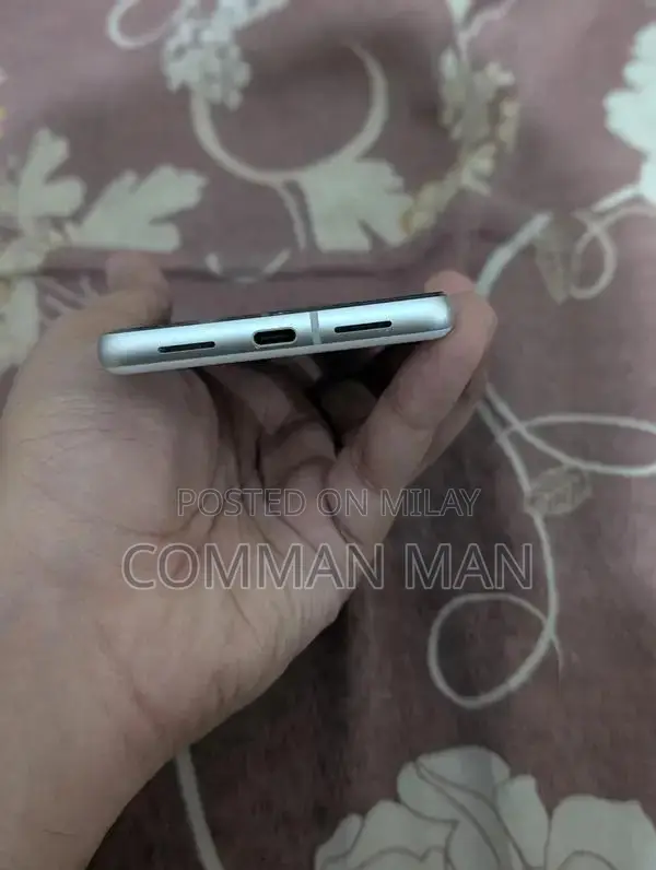 Pixel 7 Smartphone - Official PTA Approved Single SIM Device