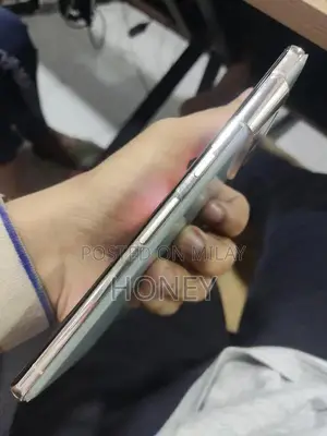 Pro-Level Smartphone with Advanced Photography