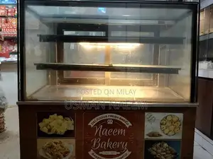Photo - Professional Cake Display Refrigeration Chiller