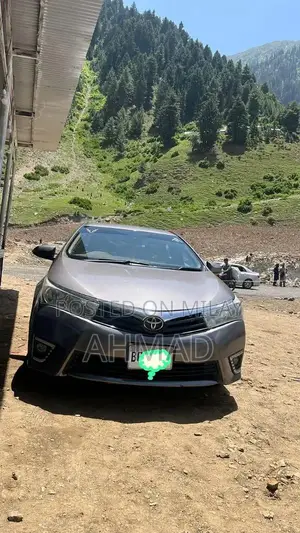 Toyota Corolla GLI Sedan - Well-Maintained Compact Car