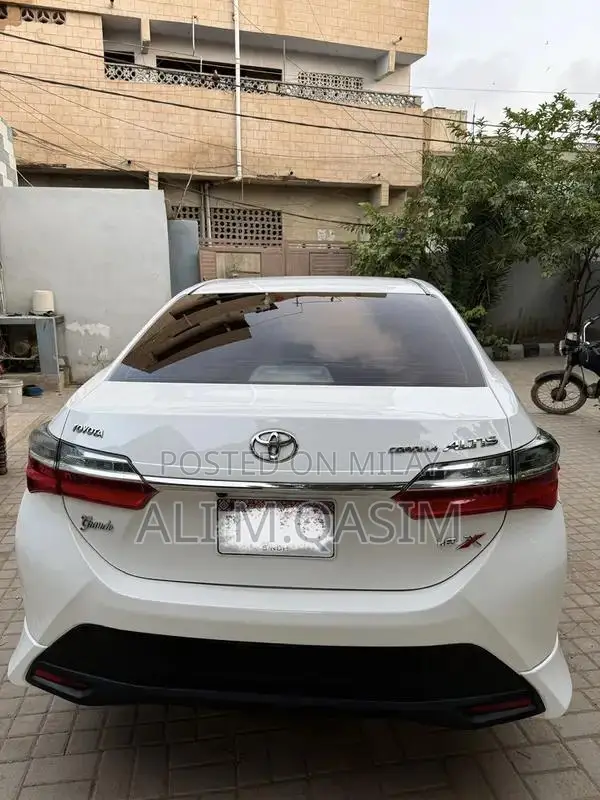 Toyota Grandy Beige Interior Low Mileage Maintained Vehicle