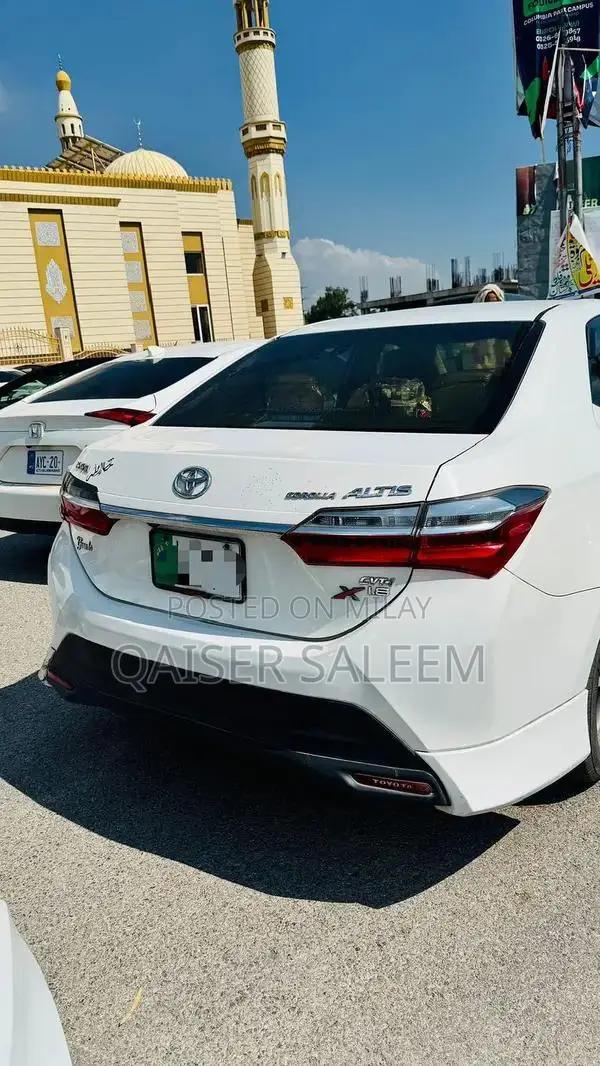 2018 Grande Car - Well-Maintained Sedan