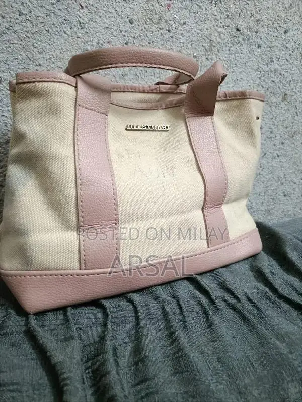 Stylish Used Hand Bags in Great Condition - Affordable Fashion Accesso