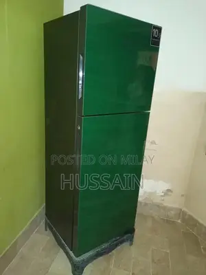 Photo - Haier Full Size Refrigerator - Excellent Condition