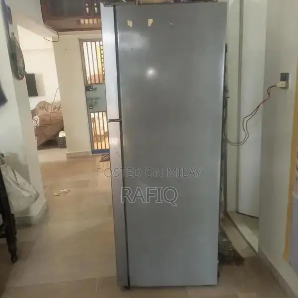 Haier HRF 380 Refrigerator - Compact Family-Friendly Cooling Solution