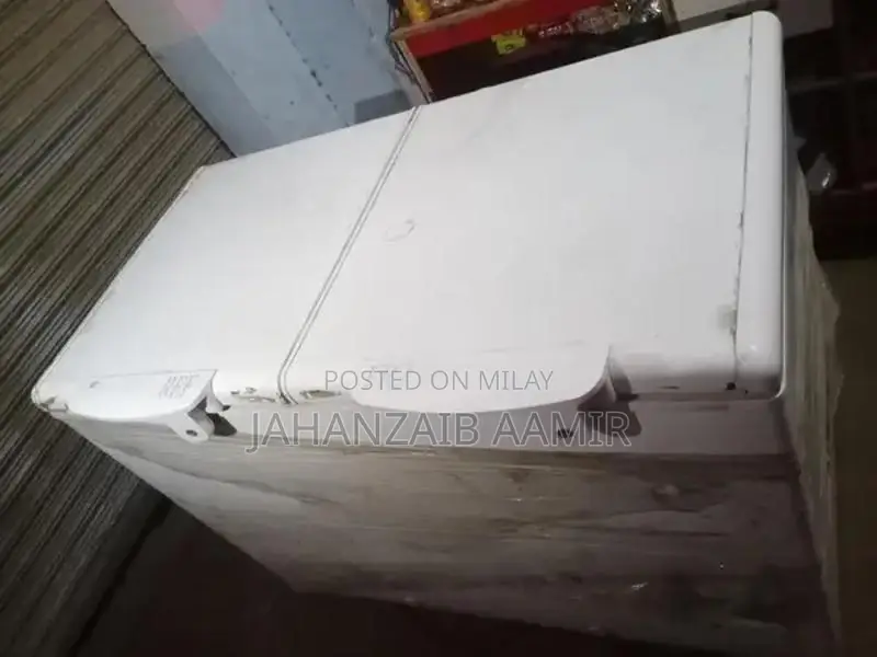 Deep-Freeze Hair Treatment with Excellent Condition