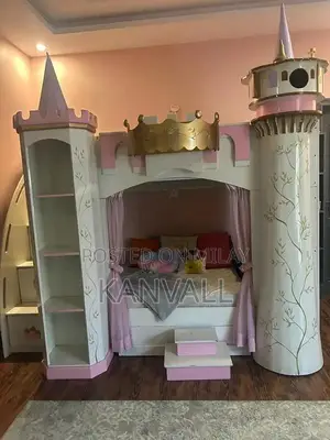 Space-Saving Bunker Bed with Storage Stairs and Bookshelf