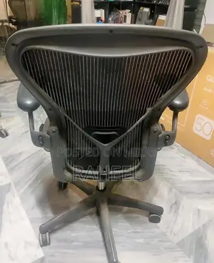 Herman Miller Aeron Ergonomic Office Chair - Graphite Remastered