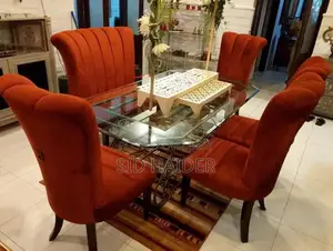 Luxurious Velvet Dining Chairs - High-Quality Seating for Your Home