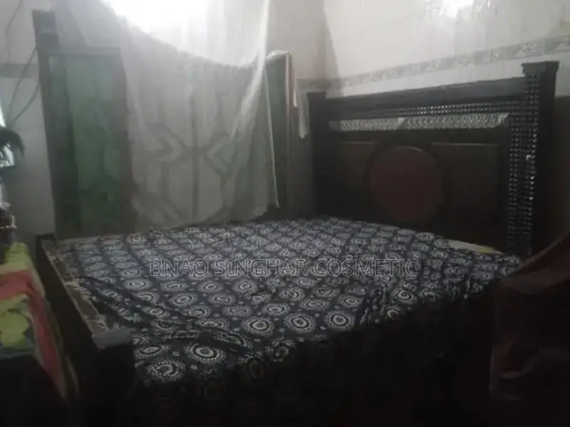 Solid Wooden Heavy Furniture Piece for Home Use