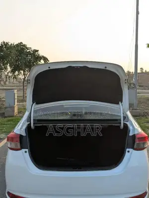 Toyota Yaris Compact Sedan - Automatic CVT Transmission