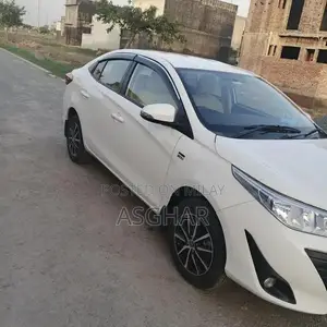 Toyota Yaris Compact Sedan - Automatic CVT Transmission