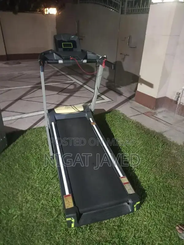 Home Use Treadmill with Auto Incline and Dual Motor