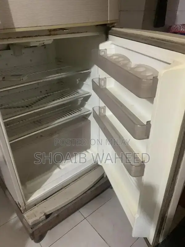 Home Refrigerator - Efficient Cooling for Everyday Use
