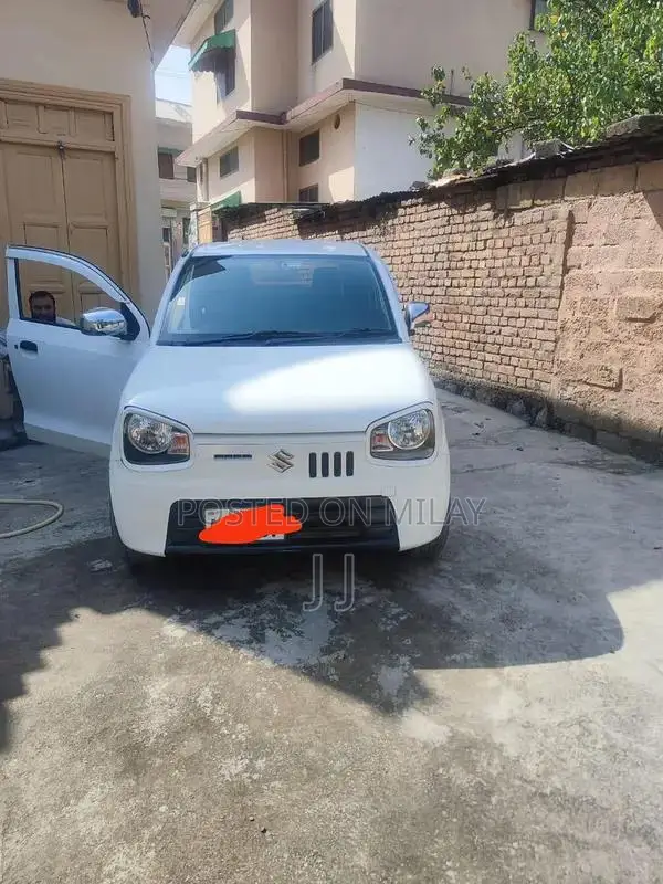 Alto VXR 2022 Compact Hatchback with Alloy Rims and LED Panel