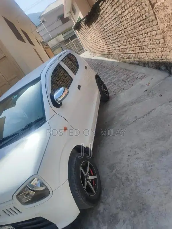 Alto VXR 2022 Compact Hatchback with Alloy Rims and LED Panel