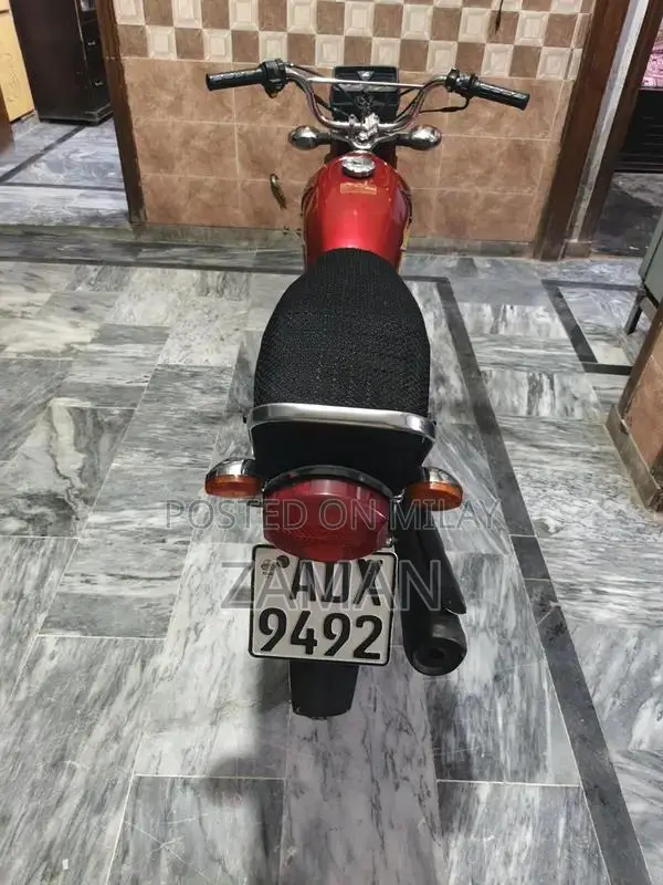 Honda 125cc Motorcycle - 2021 Model