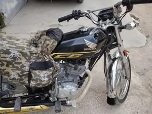 Honda 125cc Motorcycle - Brand New 2022 Model