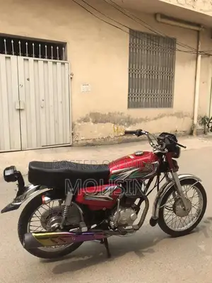 Photo - Honda GC 125cc Motorcycle Red 2022-2023 Model