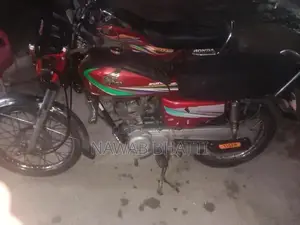 Honda 125cc Motorcycle Lightweight Sport Bike