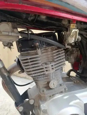 Honda CG 125 Motorcycle - 2016 Model Commuter Bike